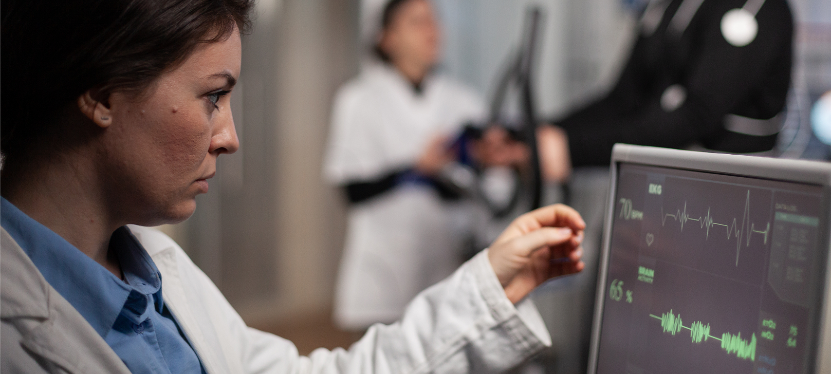 Holter Monitoring for Heart Rhythm Problems: When to Visit the Best Holter Monitor Doctor in Serilingampally